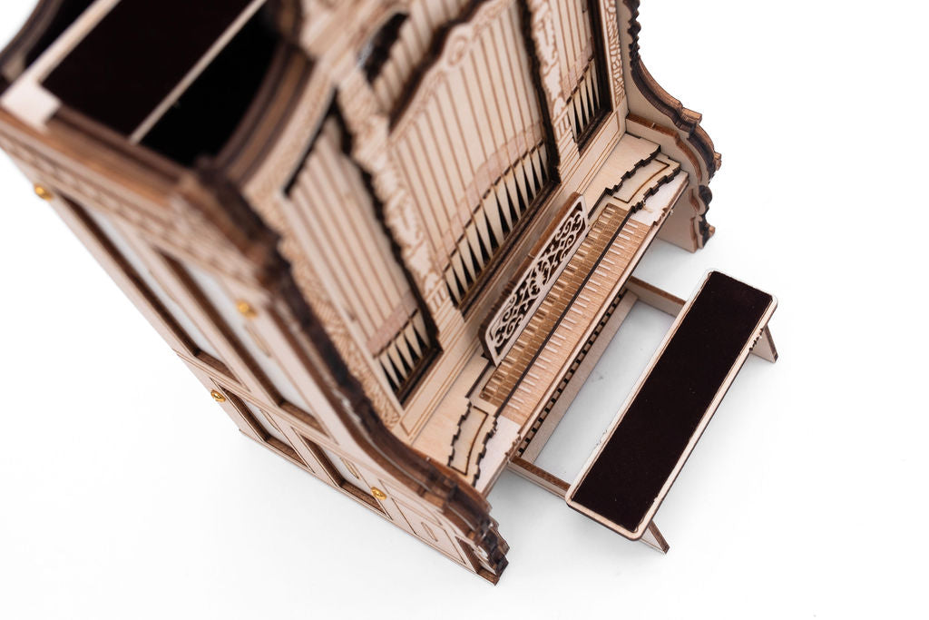Luthier Pipe Organ Dice Tower